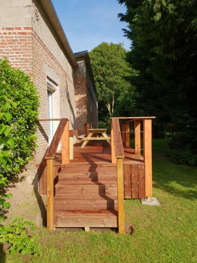 Chateau Des Lumieres Gite Et Gite Insolite Saint-Blimont Exterior foto